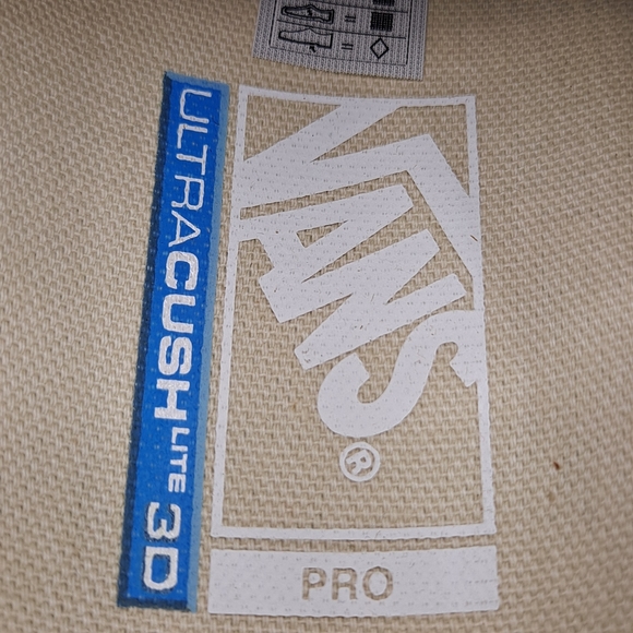 NEW Womens Vans Chima Pro 2 Center Court Classic White Sneaker Shoes 8 & 8.5 - Picture 6 of 8